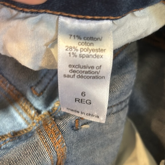 Maurices Size 6 Reg Dark Blue Women's Jeans EUC - Picture 5 of 5